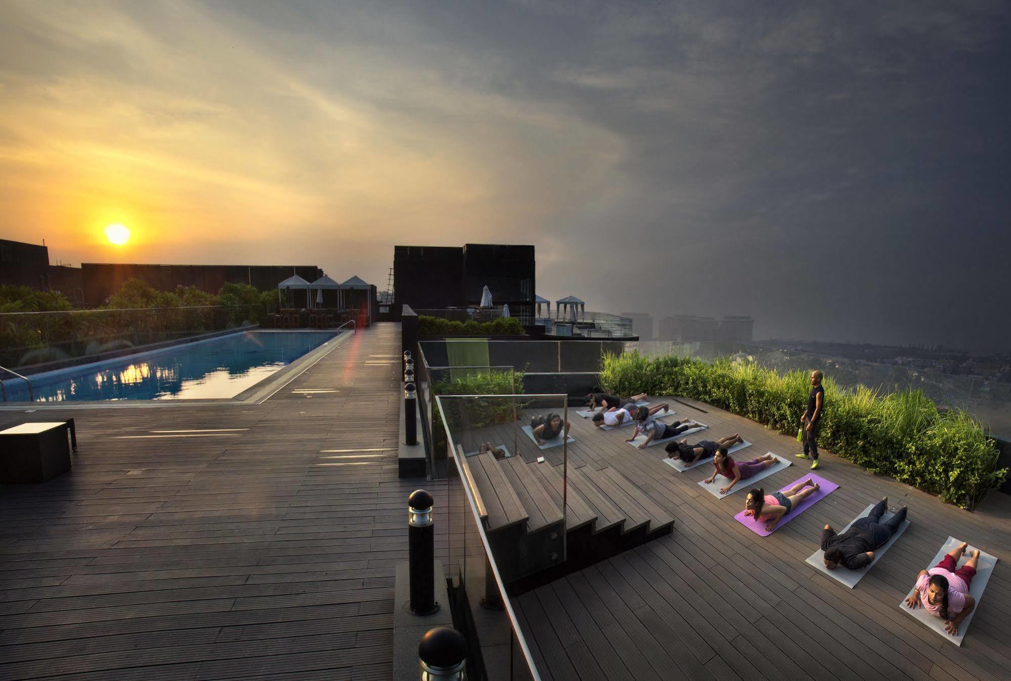 The Waverly Hotel & Residences Bangalore Eksteriør bilde